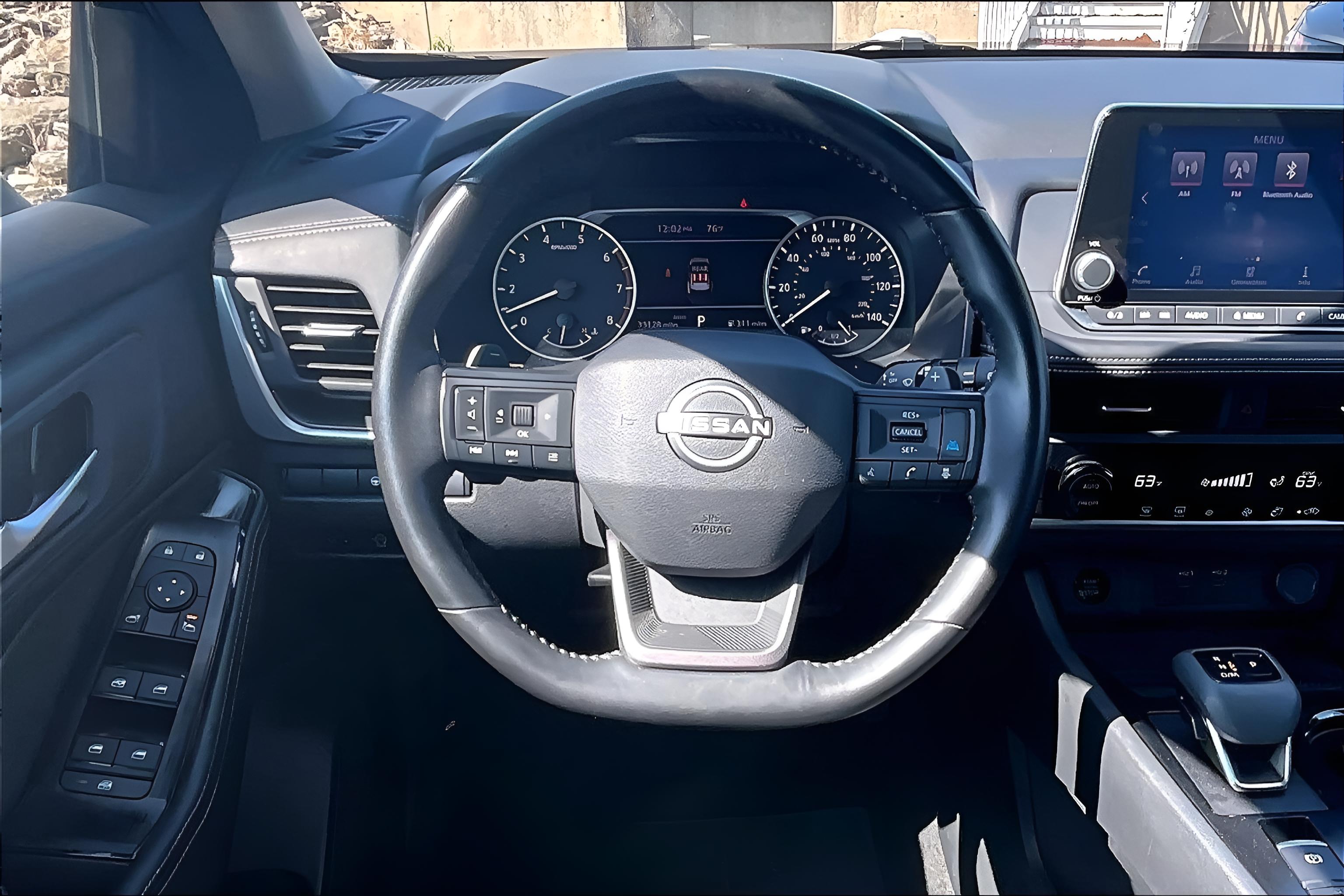 2025 Nissan Rogue SV