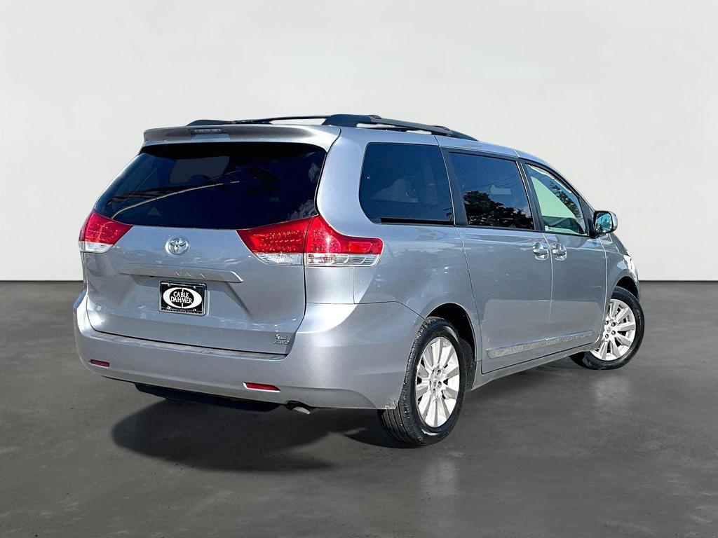 2012 Toyota Sienna XLE