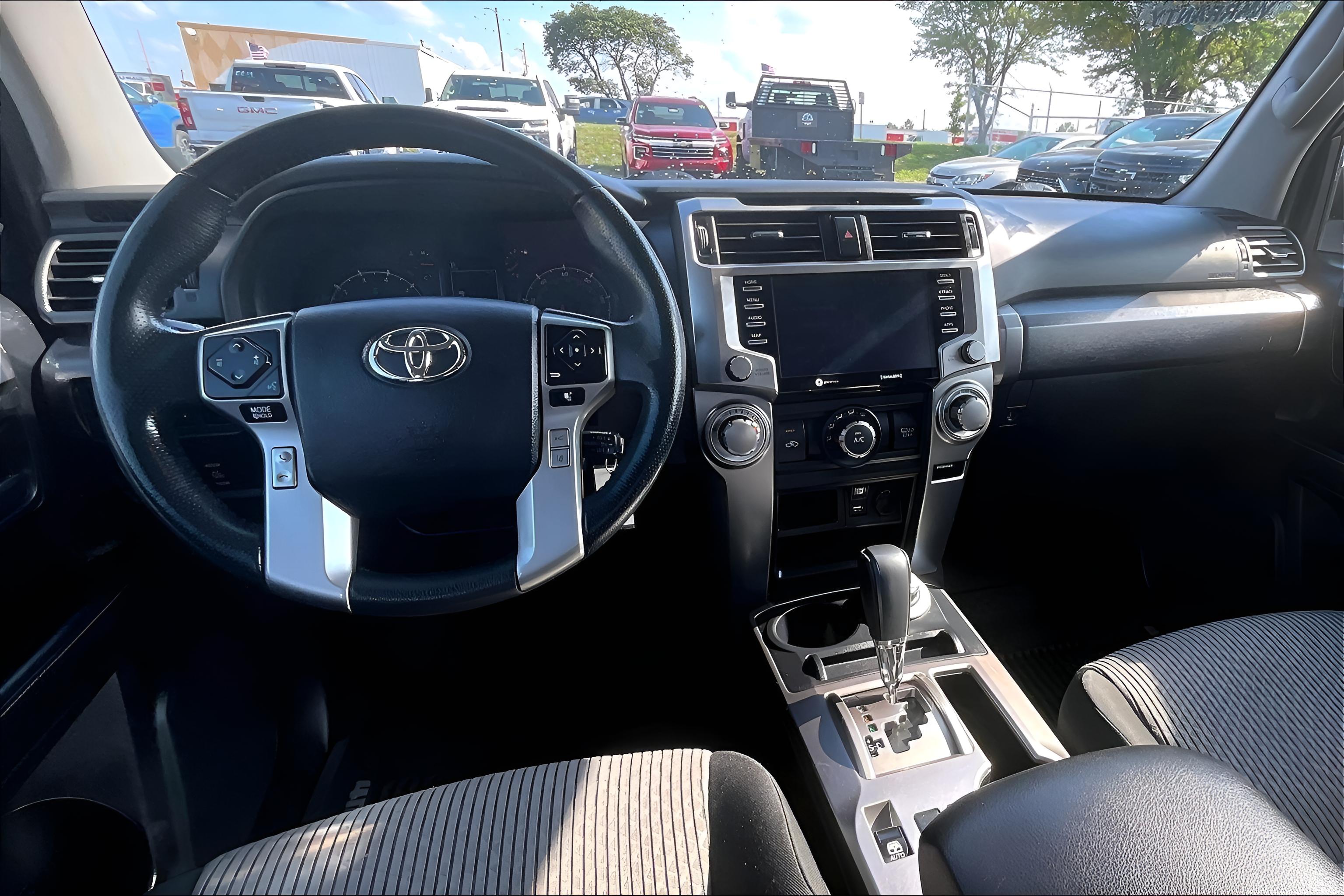 2020 Toyota 4Runner SR5