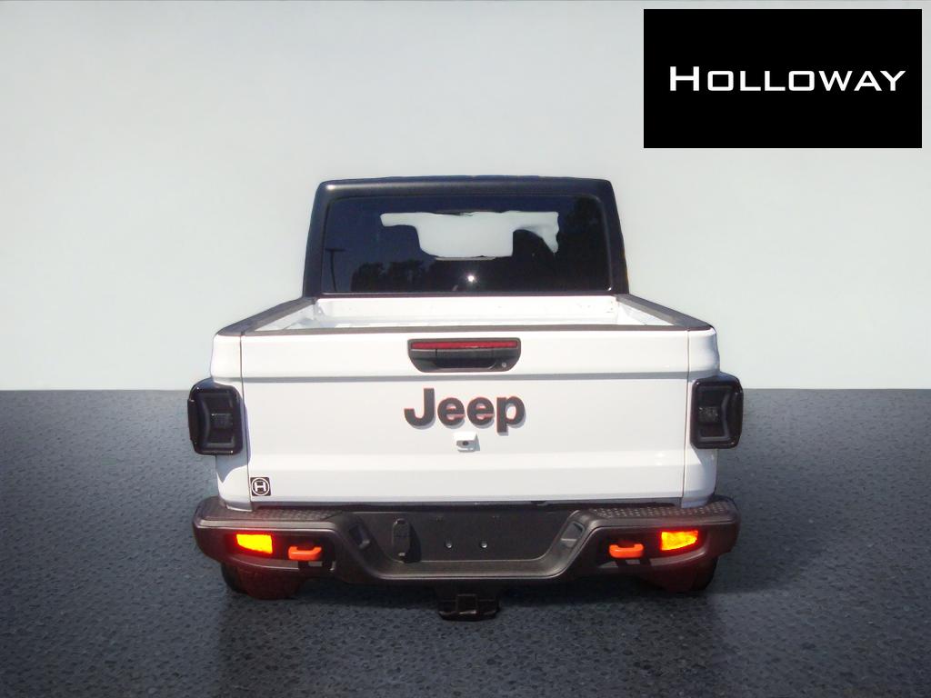 2026 Jeep Gladiator Base