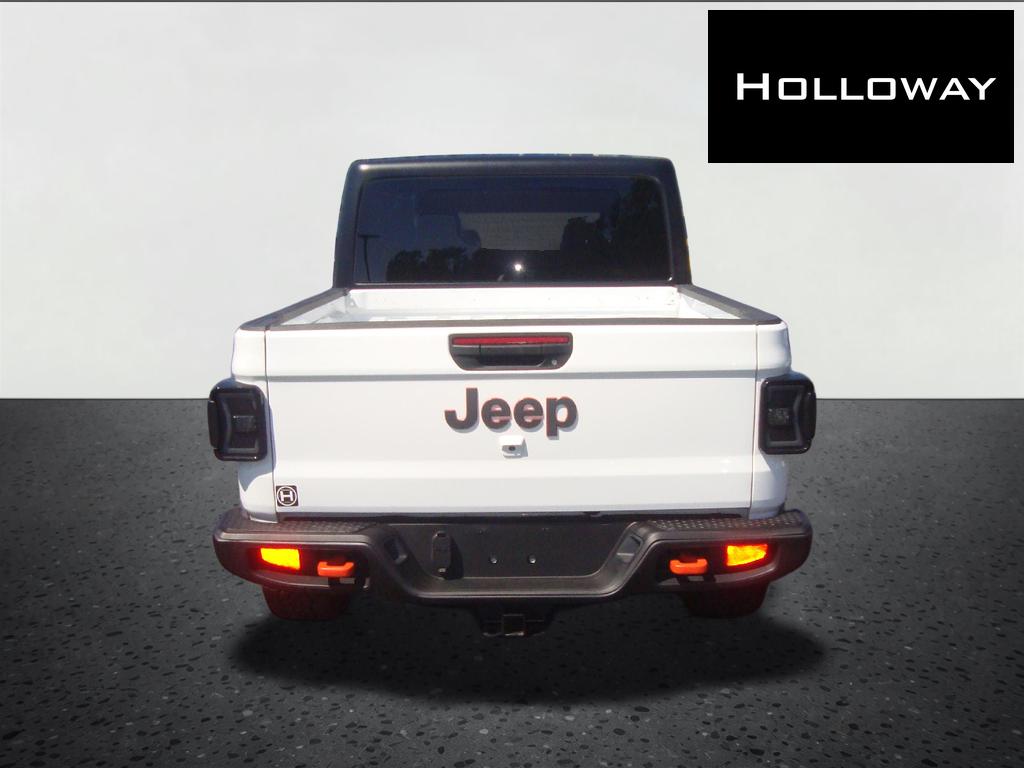 2026 Jeep Gladiator Base