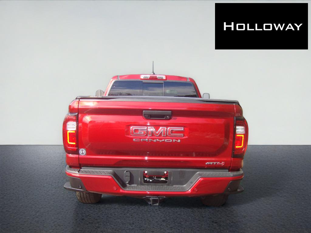 2023 GMC Canyon 4WD AT4
