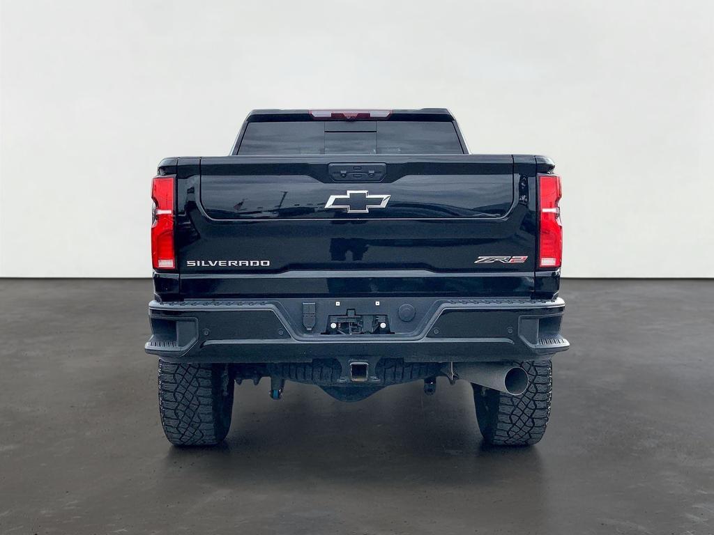 2025 Chevrolet Silverado 2500HD 4WD Crew Cab Standard Bed ZR2