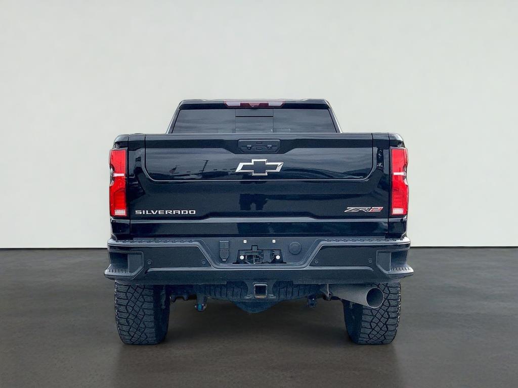 2025 Chevrolet Silverado 2500HD 4WD Crew Cab Standard Bed ZR2