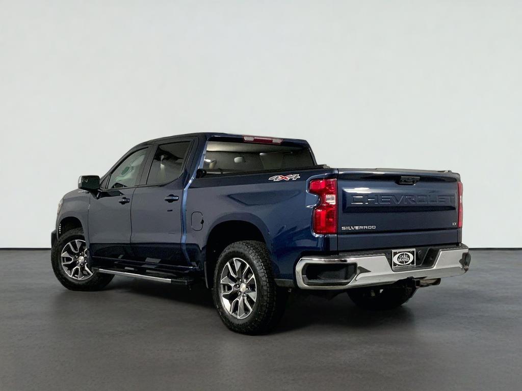 2022 Chevrolet Silverado 1500 4WD Crew Cab Short Bed LT with 2FL