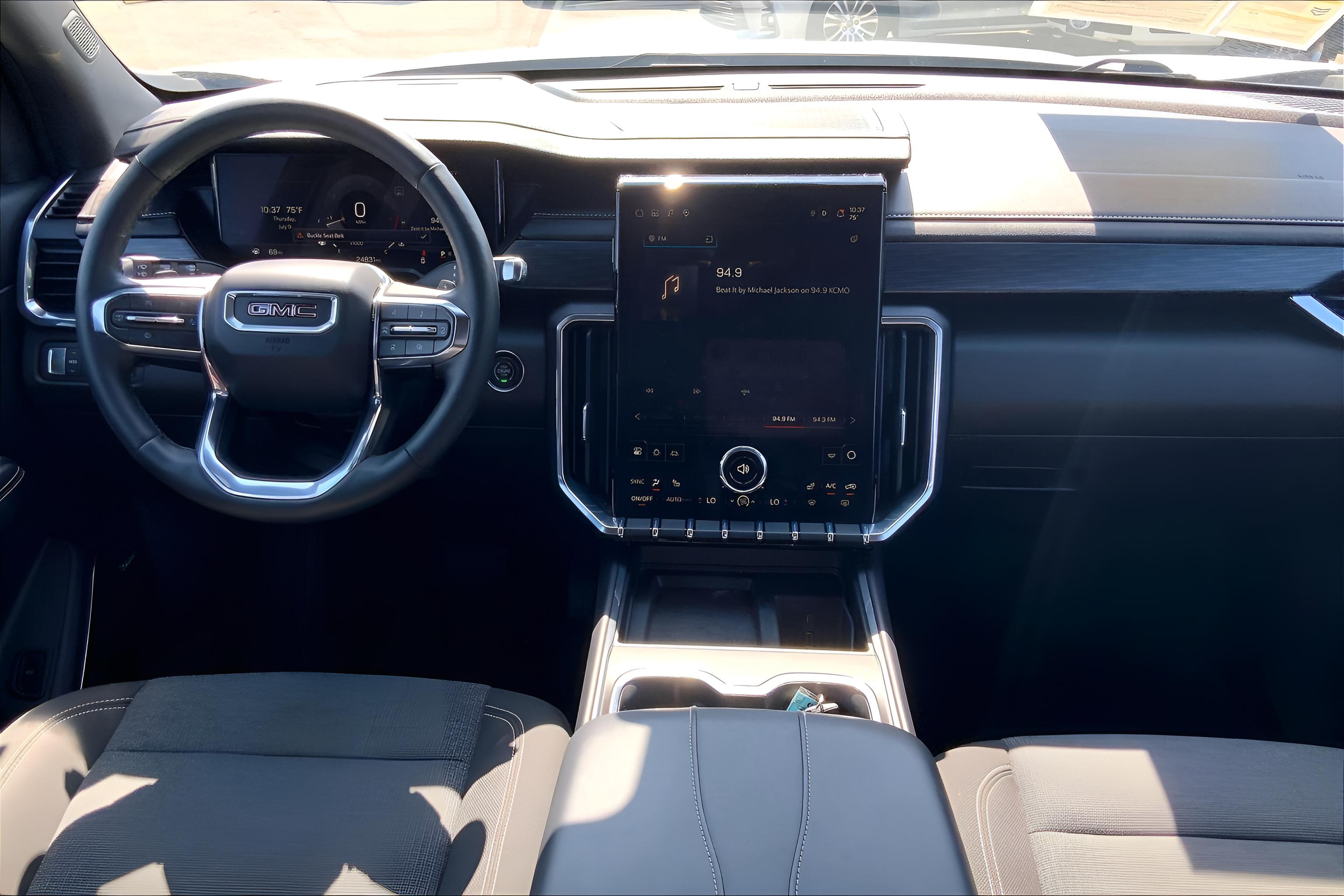 2025 GMC Acadia FWD Elevation