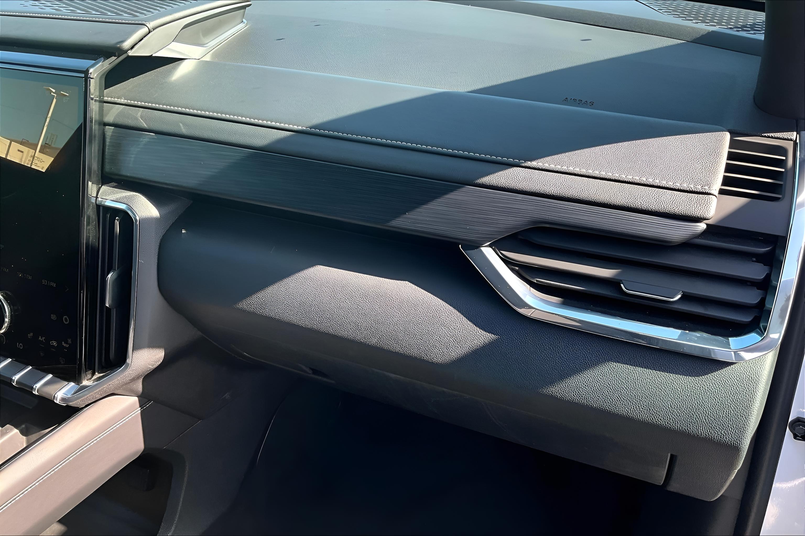 2025 GMC Acadia AWD Elevation