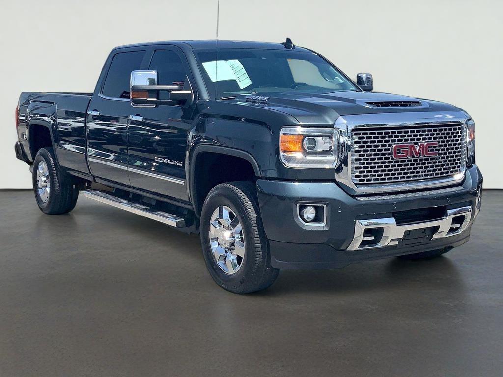 2017 GMC Sierra 3500HD Denali