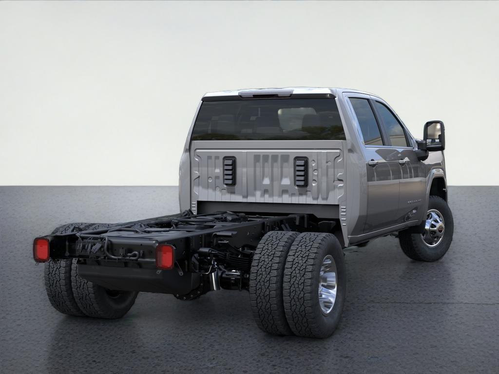 2026 GMC Sierra 3500 HD Chassis Cab SLE