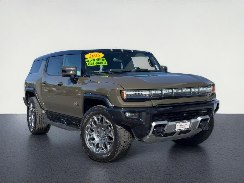 2025 GMC Hummer EV 3X SUV's photo