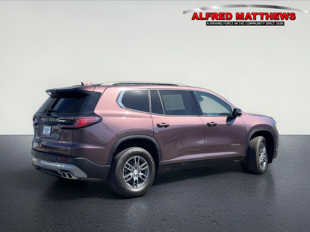 2025 GMC Acadia Elevation