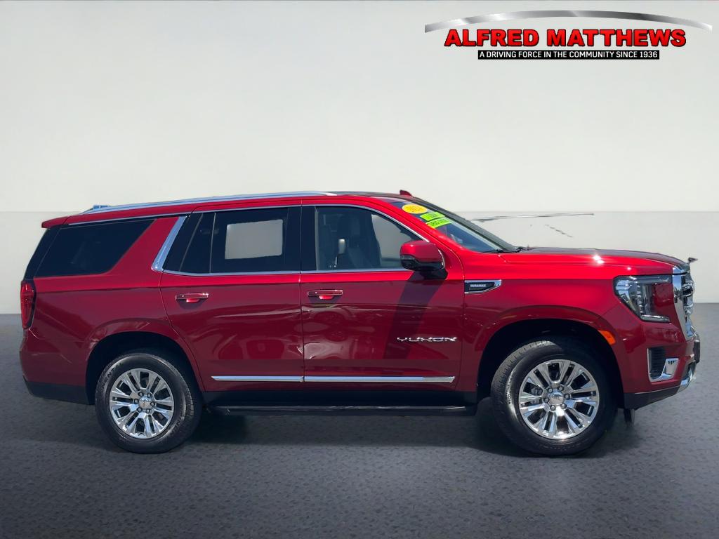 2024 GMC Yukon SLT