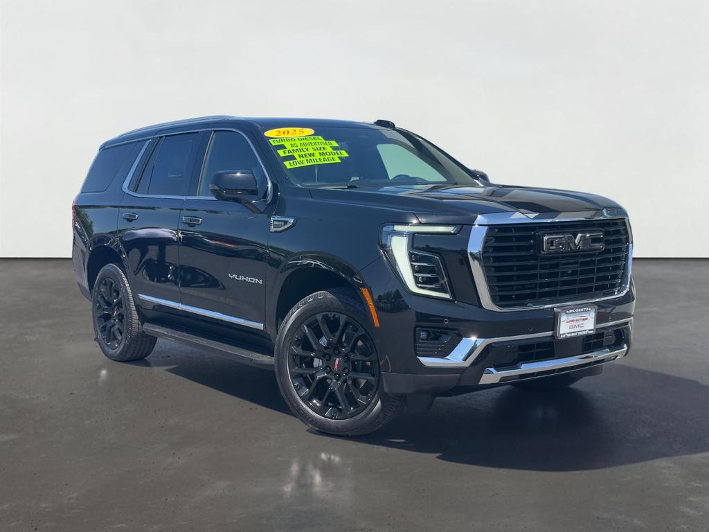 2025 GMC Yukon Elevation