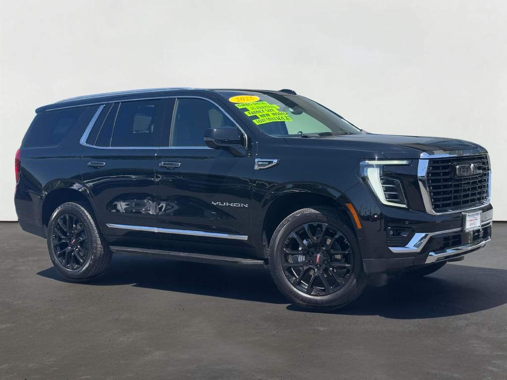 2025 GMC Yukon Elevation