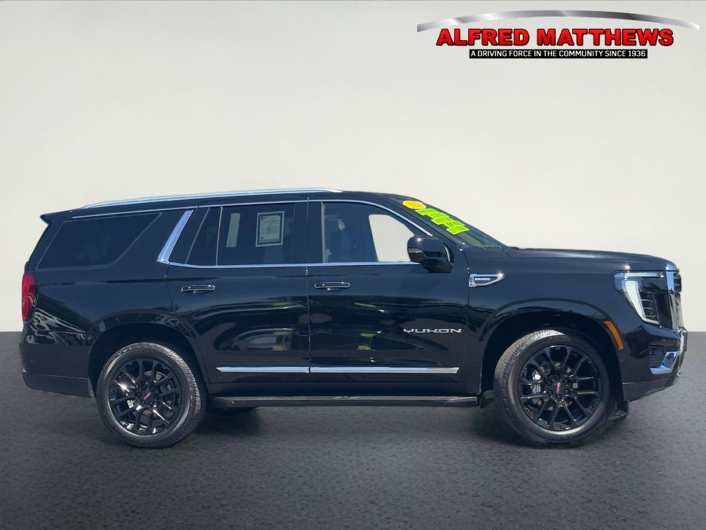 2025 GMC Yukon Elevation