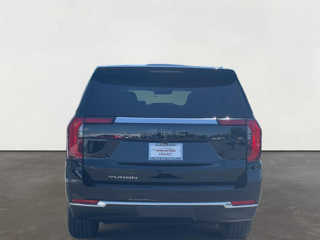 2025 GMC Yukon Elevation