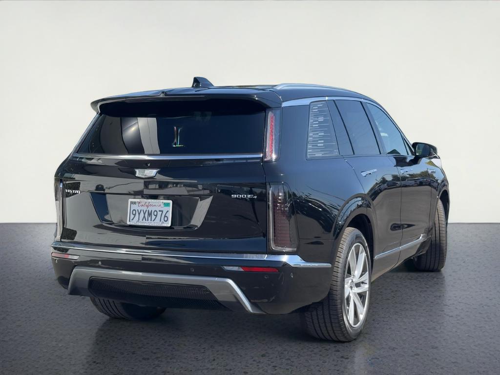 2026 Cadillac VISTIQ Luxury