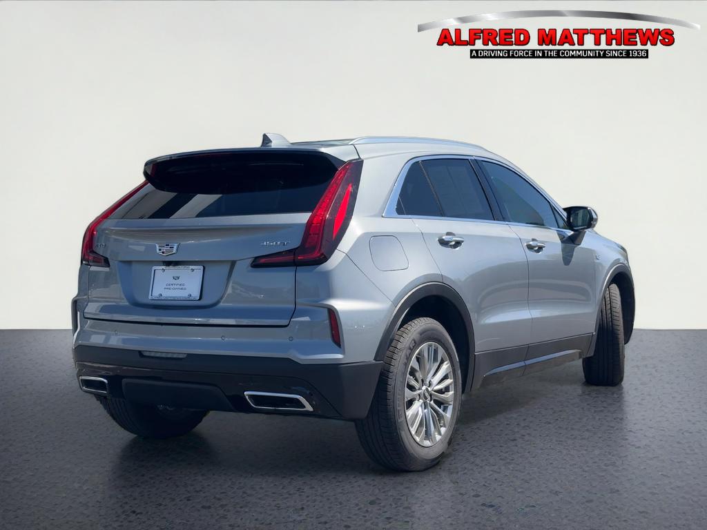 2024 Cadillac XT4 Premium Luxury