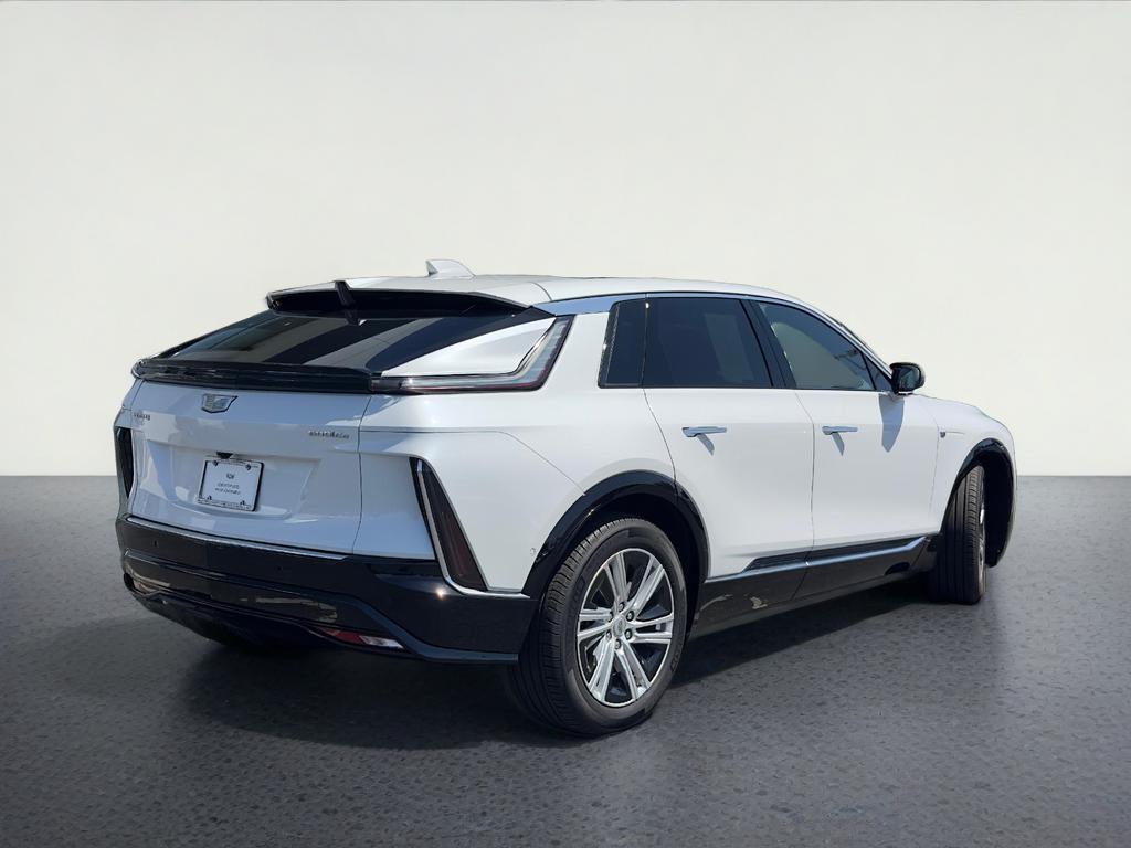 2024 Cadillac LYRIQ Tech