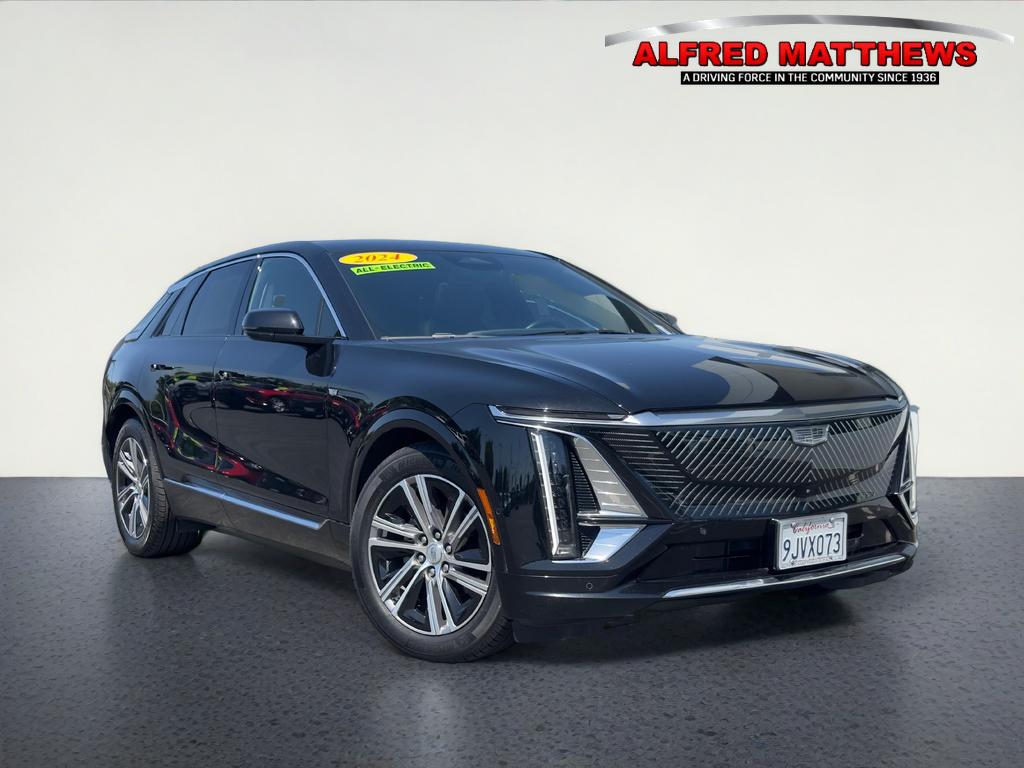 2024 Cadillac LYRIQ Luxury 1