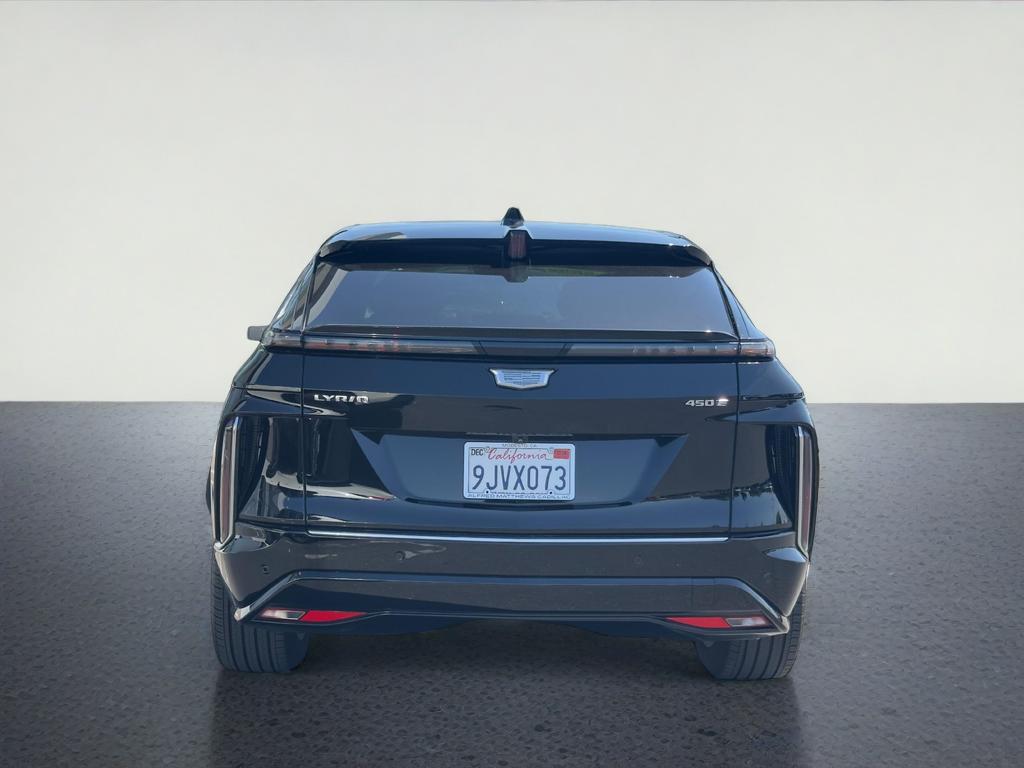 2024 Cadillac LYRIQ Luxury 1