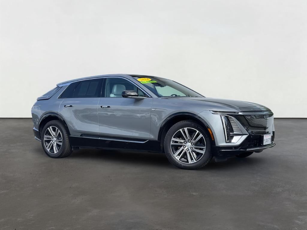 2024 Cadillac LYRIQ Luxury 1