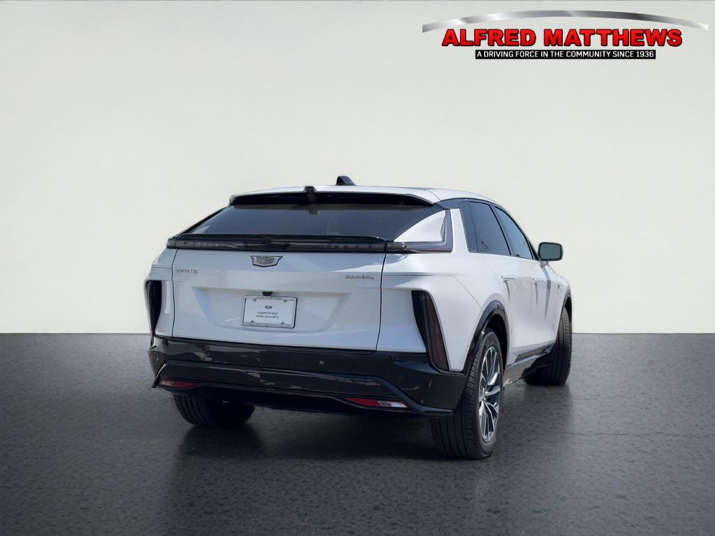 2024 Cadillac LYRIQ Sport 2
