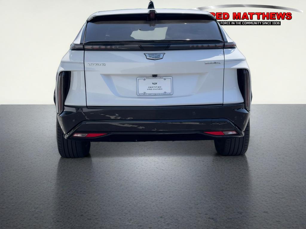 2024 Cadillac LYRIQ Sport 2