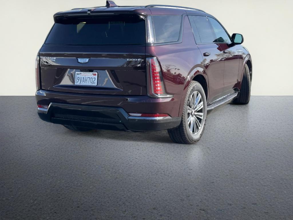 2026 Cadillac ESCALADE IQL Sport