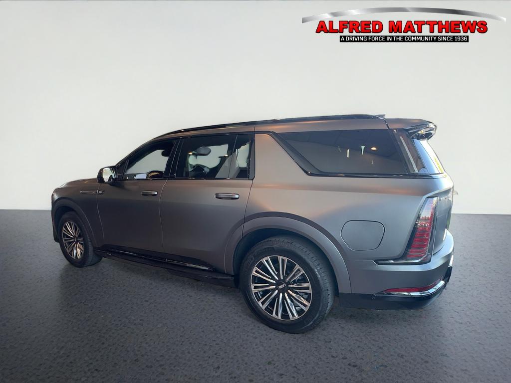 2026 Cadillac ESCALADE IQL Sport