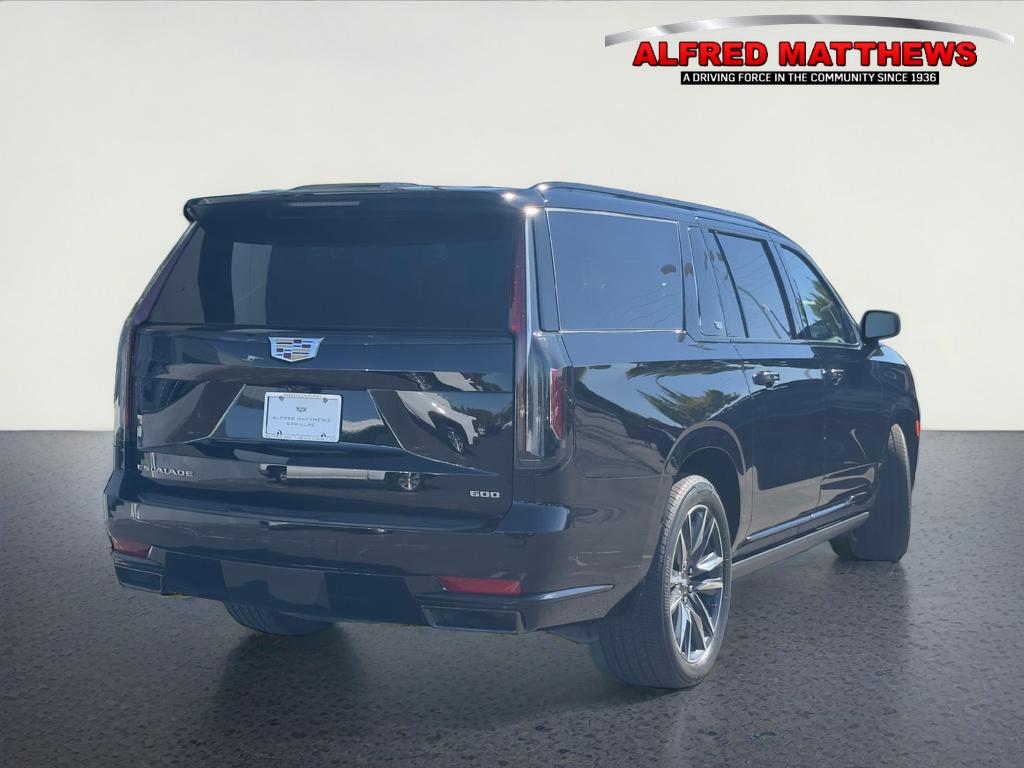 2024 Cadillac Escalade ESV Sport
