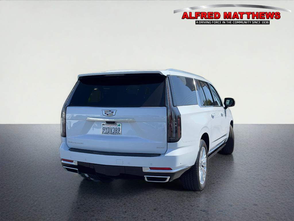 2026 Cadillac Escalade ESV Luxury