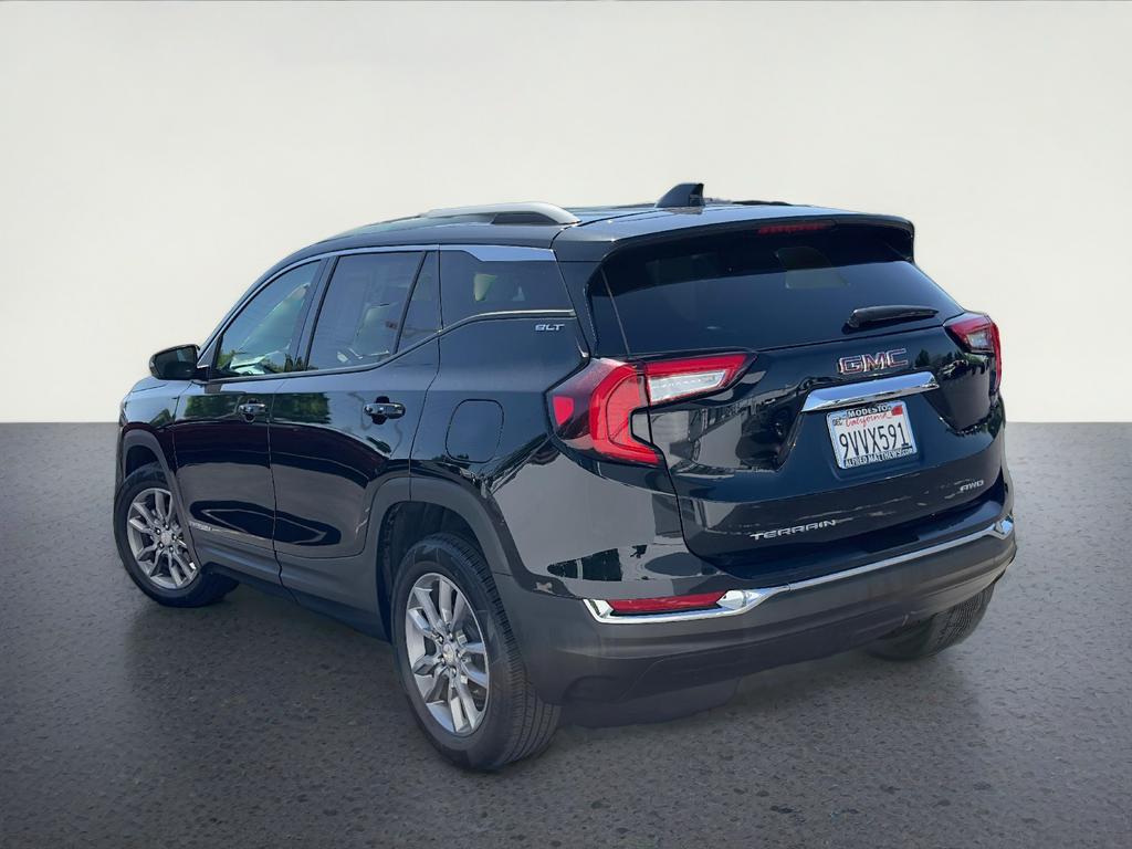 2024 GMC Terrain SLT