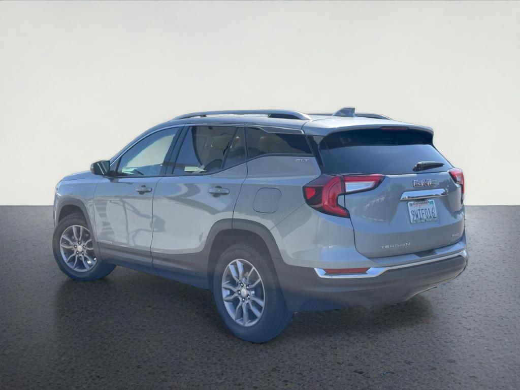 2024 GMC Terrain SLT