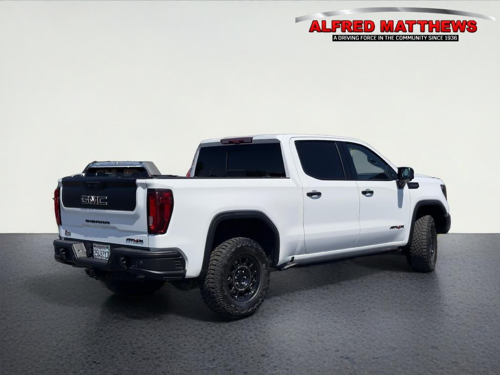 2024 GMC Sierra 1500 AT4X