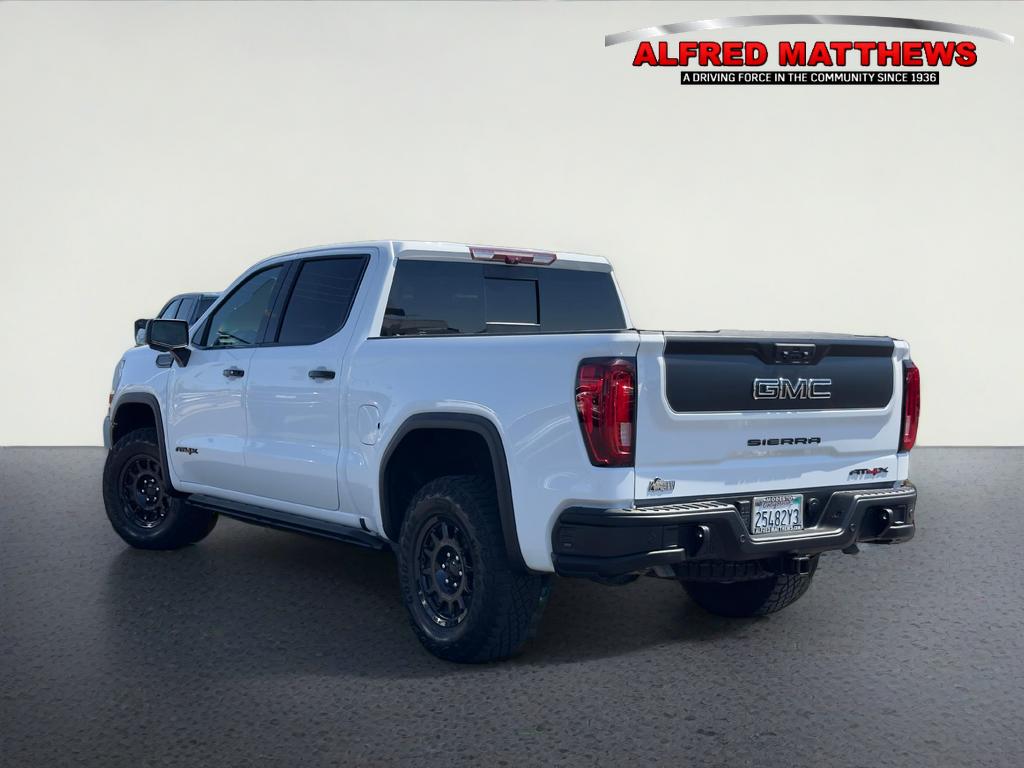 2024 GMC Sierra 1500 AT4X
