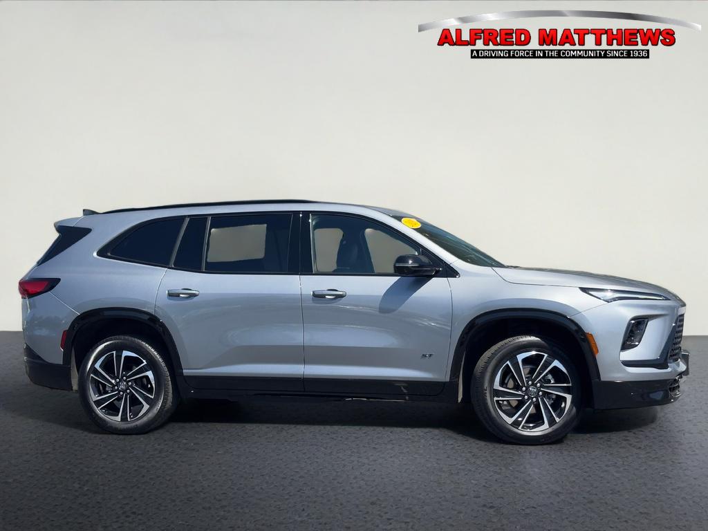 2025 Buick Enclave Sport Touring