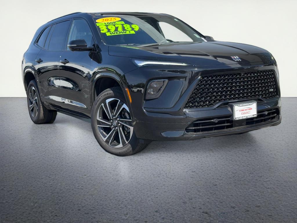 2025 Buick Enclave Sport Touring's photo