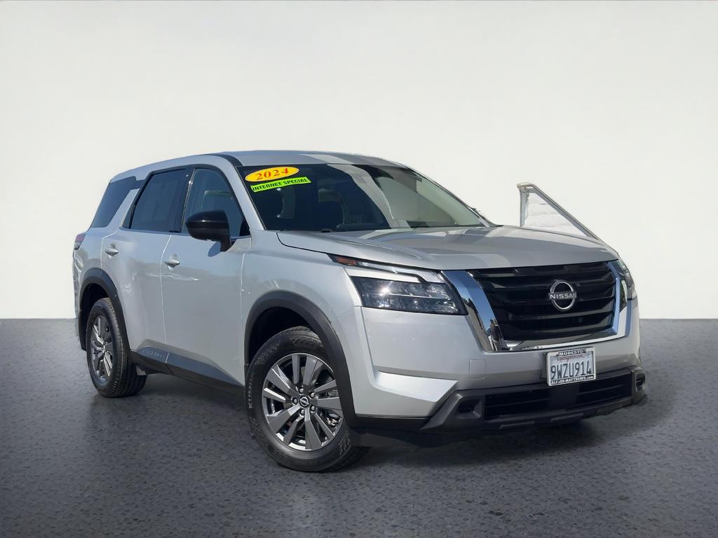 2024 Nissan Pathfinder S
