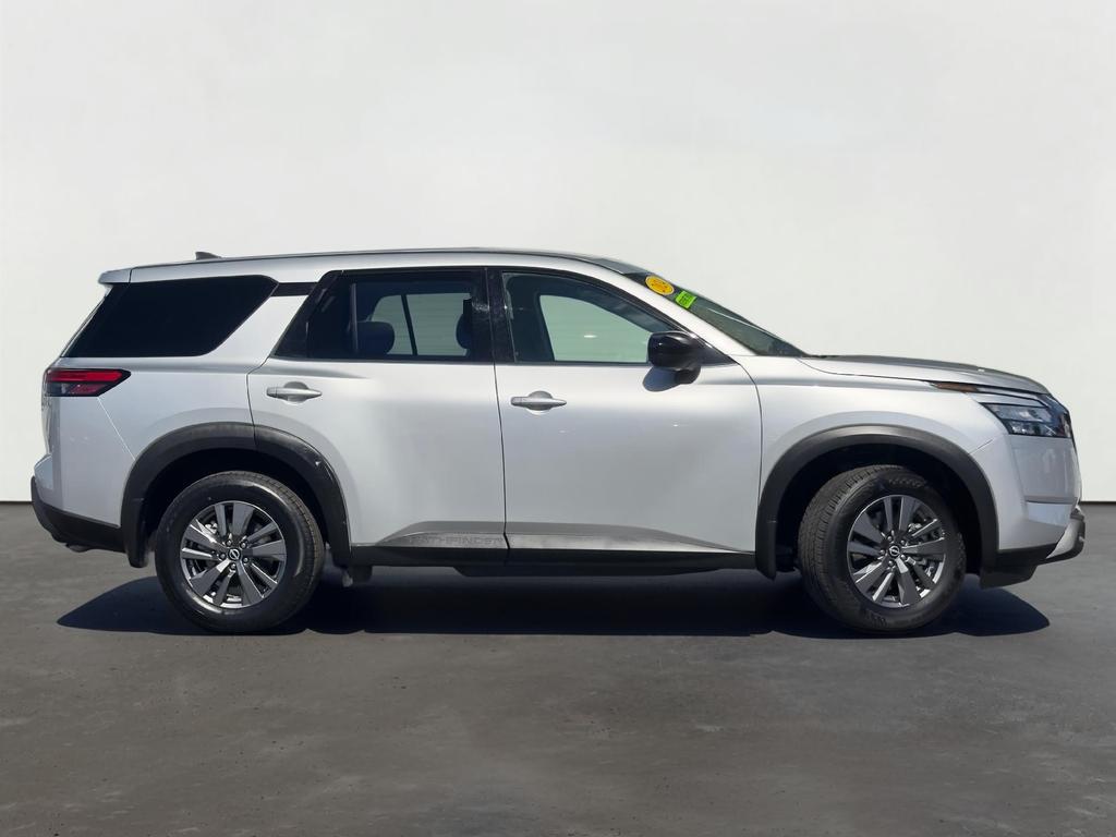2024 Nissan Pathfinder S