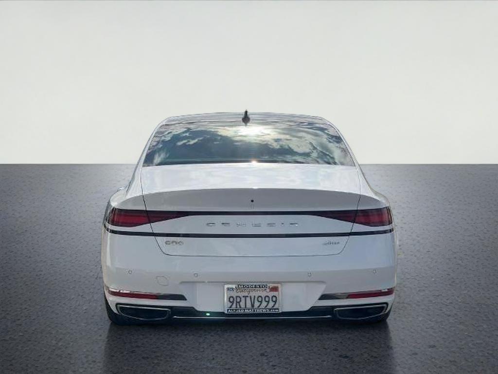 2024 Genesis G90 e-SC