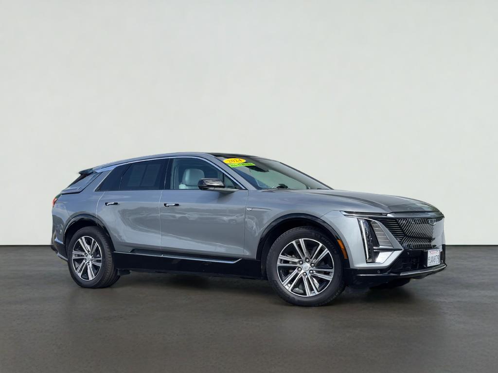 2024 Cadillac LYRIQ Luxury 1