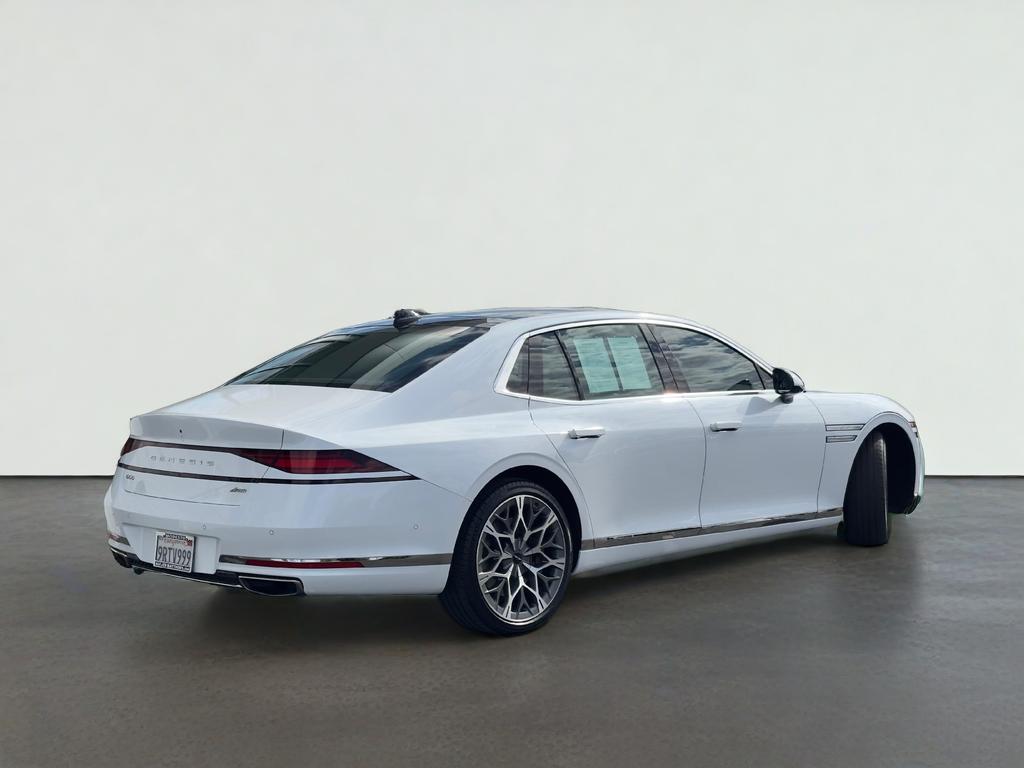 2024 Genesis G90 e-SC