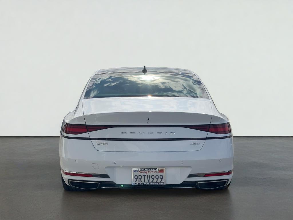 2024 Genesis G90 e-SC