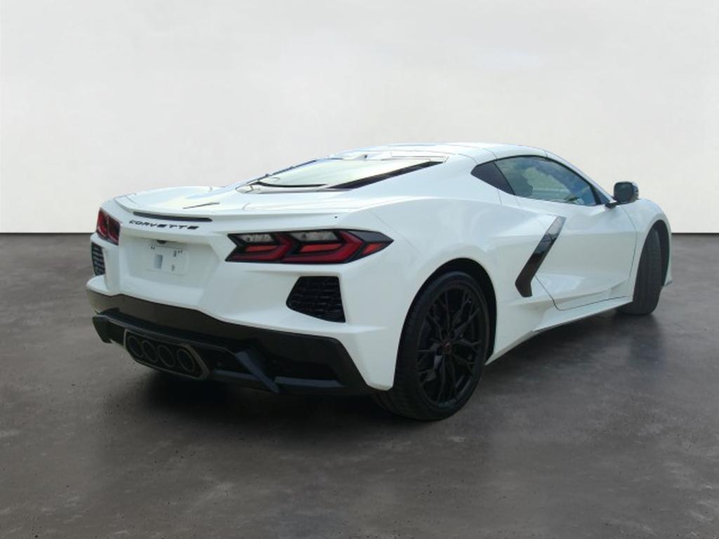 2027 Chevrolet Corvette Stingray 2LT