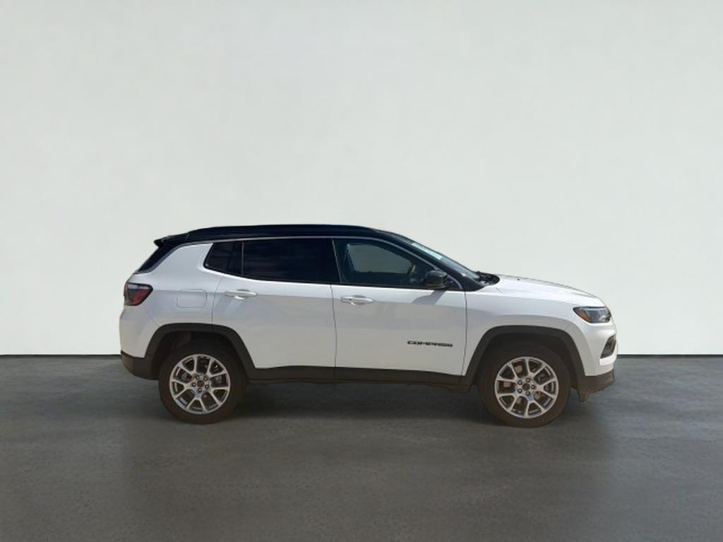 2025 Jeep Compass Limited 4X4's photo