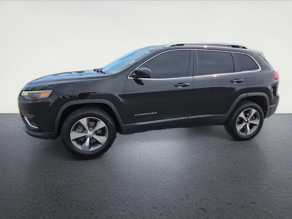 Used 2019 Jeep Cherokee Limited with VIN 1C4PJMDX7KD304383 for sale in Rock Springs, WY