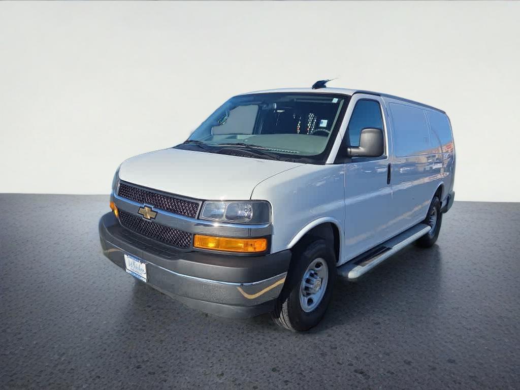 2024 Chevrolet Express 2500 Work Van HD's photo