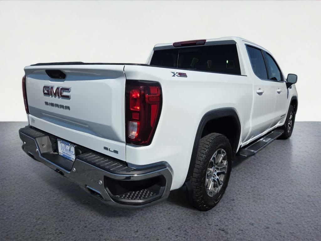 2024 GMC Sierra 1500 SLE