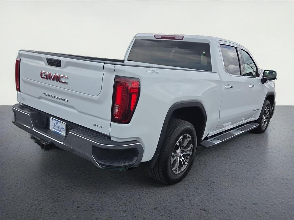 2024 GMC Sierra 1500 SLT - Photo 12
